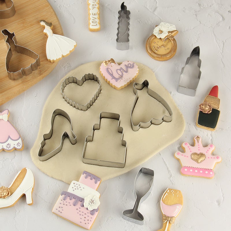 Stainless Steel Biscuit Mold 12 Piece Set Wedding Biscuit Cut Biscuit Mold Household Flip Sugar Tool Suit - Image 4